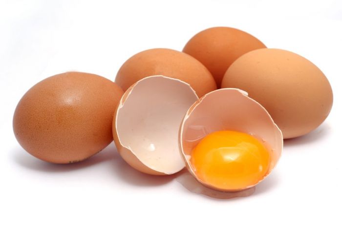 Yumurtanın içindən görün nə çıxdı - FOTO