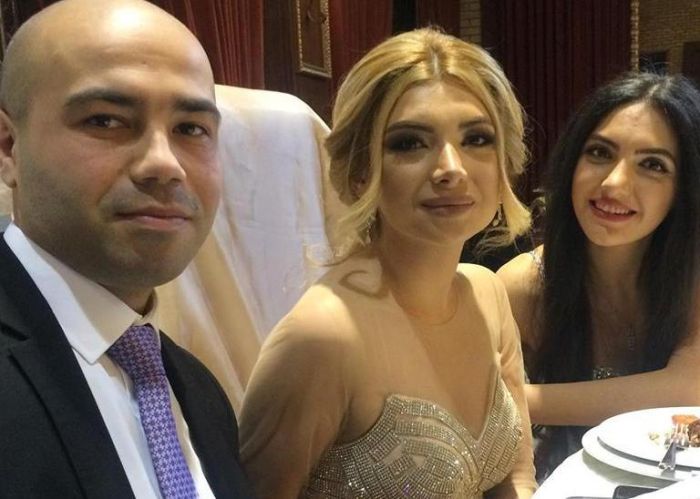 Azərbaycanlı aparıcı Rahib Azərinin oğlu ilə nişanlandı - Fotolar