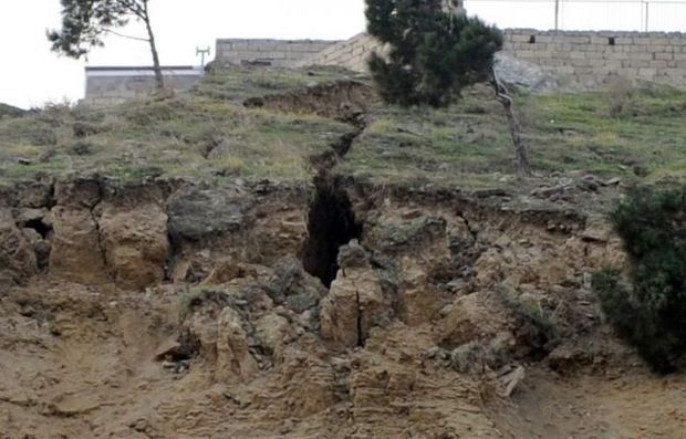 Azərbaycanda sürüşmə təhlükəsi olan ərazilərin adları açıqlandı