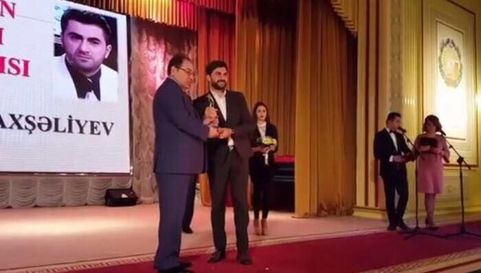 Zaur Baxşəliyev ilin ən yaxşı aparıcısı seçildi