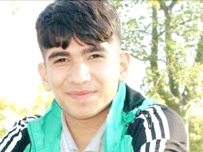 Oğlan sevgilisini qısqanıb, 14 yaşlı məktəblinin boğazını kəsdi