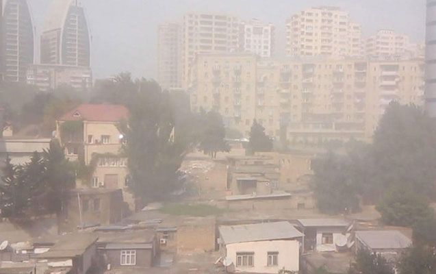 Bakıda toz dumanı gücləndi - Yenilənib